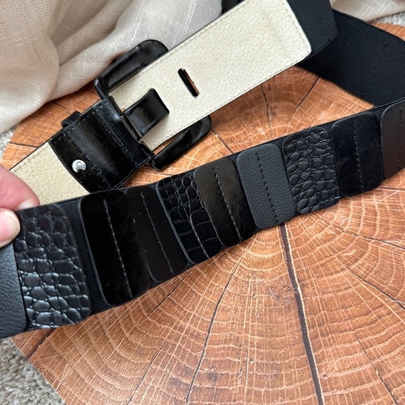 Chico’s Black Leather Belt Medium /Large - Picture 5 of 10